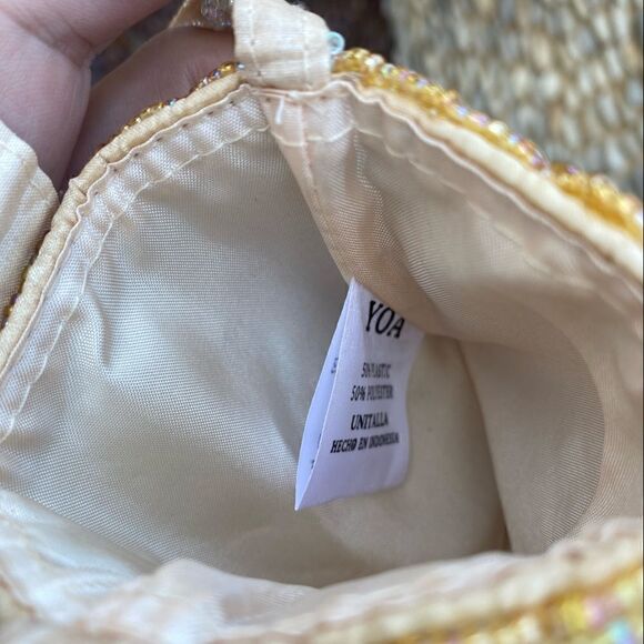YOA BEADED CROSSBODY PURSE w/ cream and bright gold sequins beads.  EUC! - Picture 5 of 8